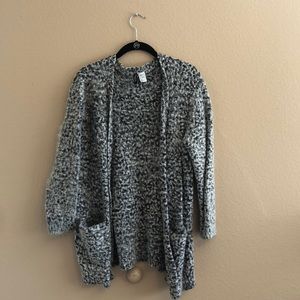 Super cute cardigan!!!!